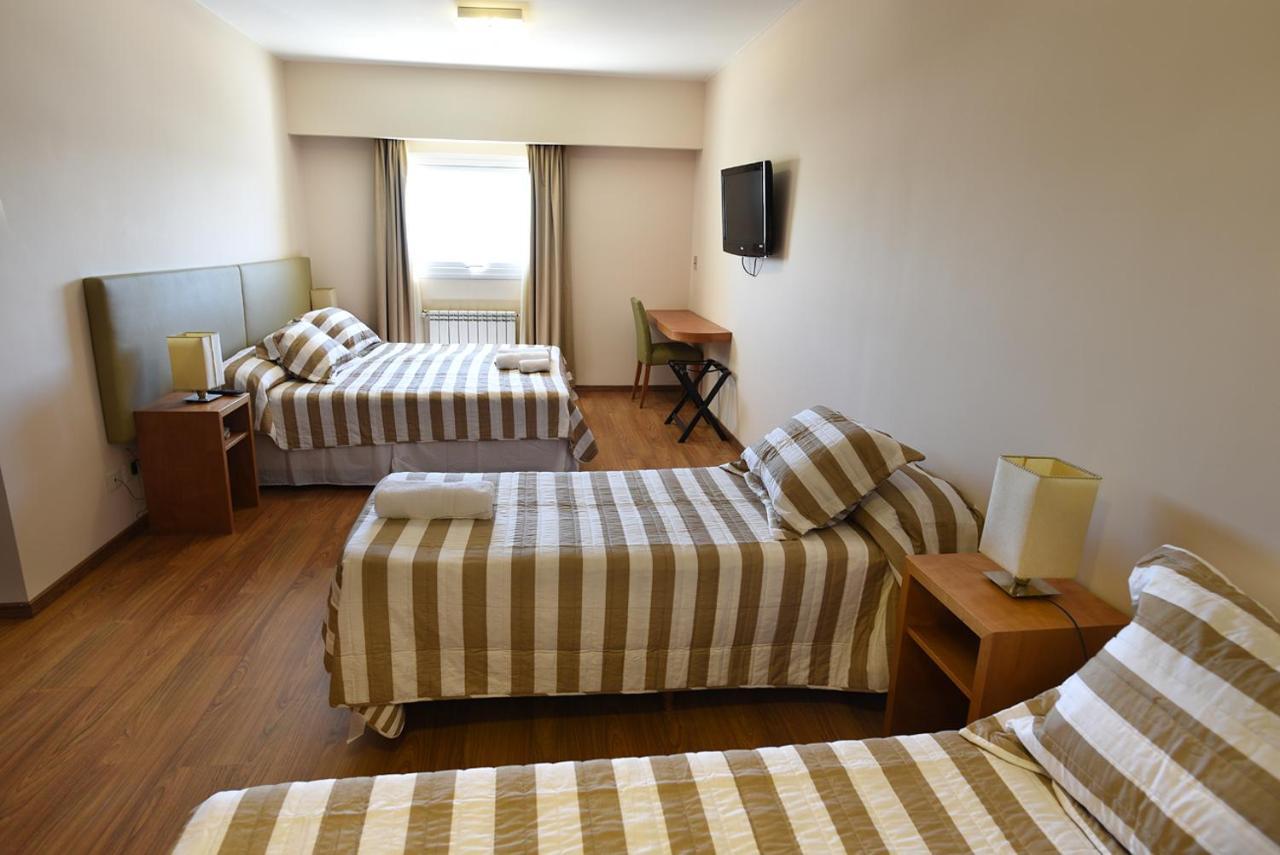 Family Room,1152574710:JPEG