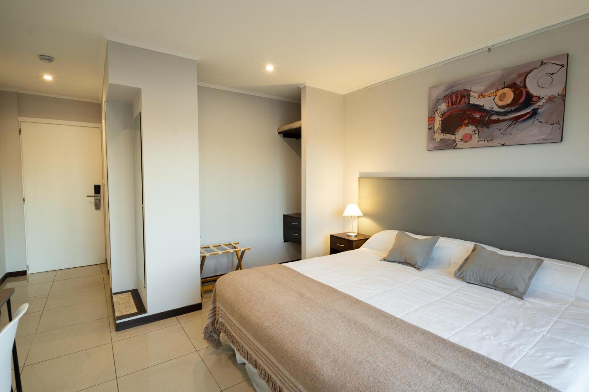 Double Room,1557204187:JPEG