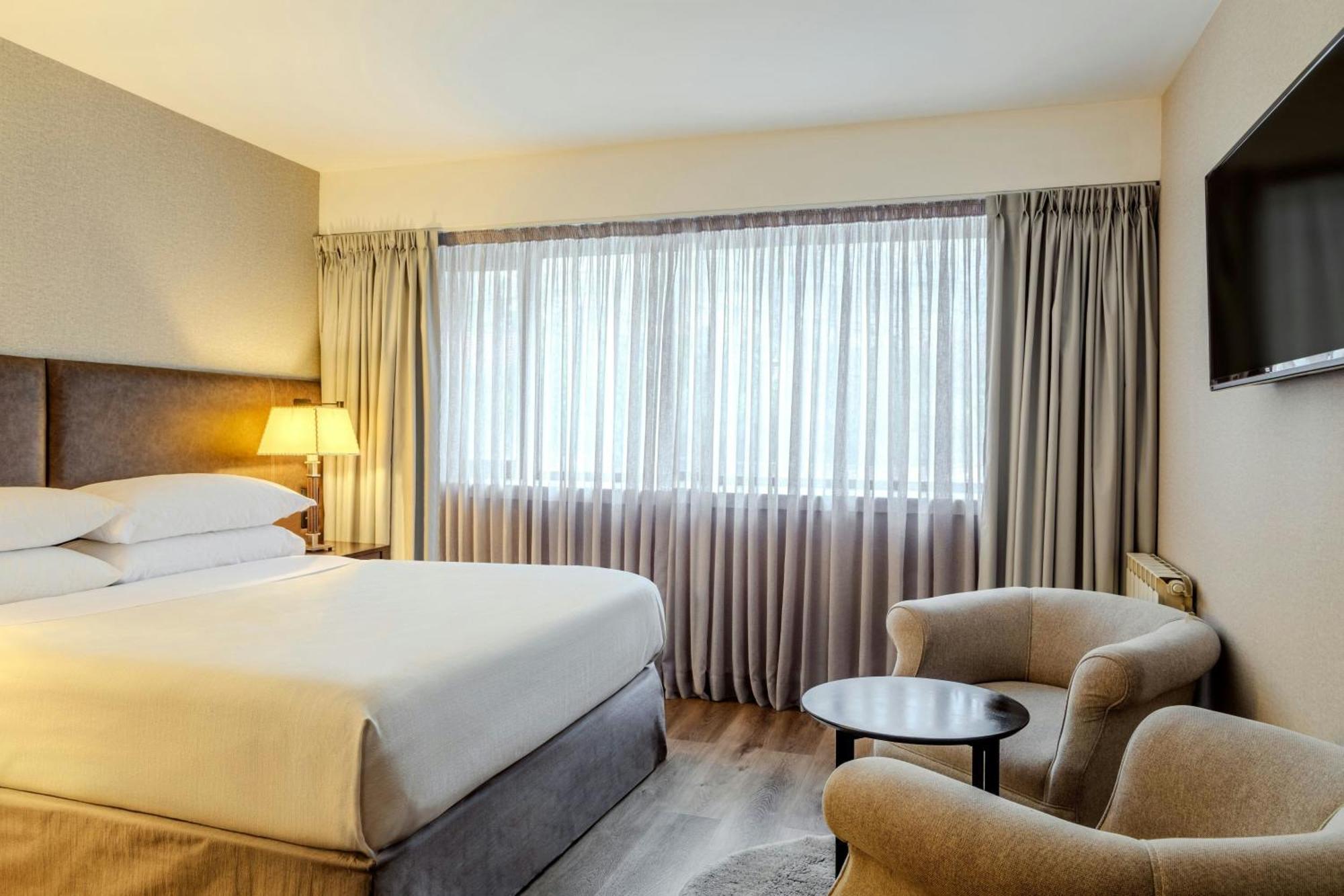 Classic Guest room 1 Queen,1676734102:JPEG